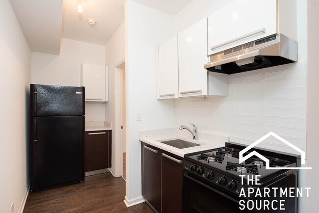 Foto del edificio - 5050 N Winthrop Ave