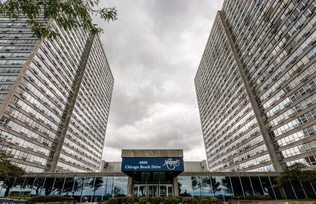 Foto del edificio - 4800 S Chicago Beach Dr