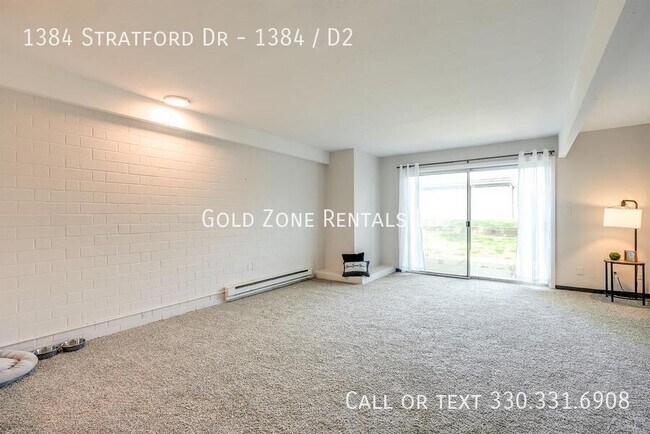 Foto del edificio - 1384 Stratford Dr