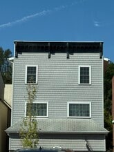 Building Photo - 122 Church St