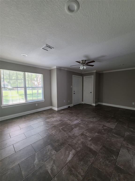 Foto del edificio - 1058 Willow Oaks Cir