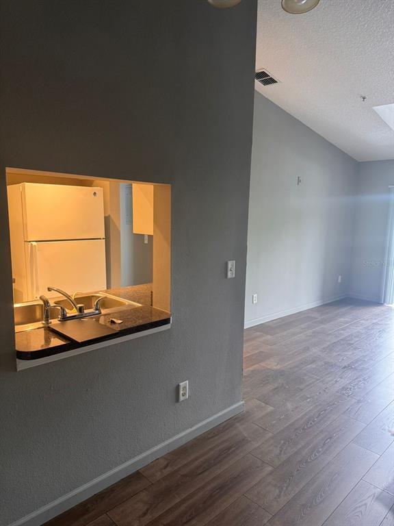 Foto del edificio - 1132 S Pine Ridge Cir