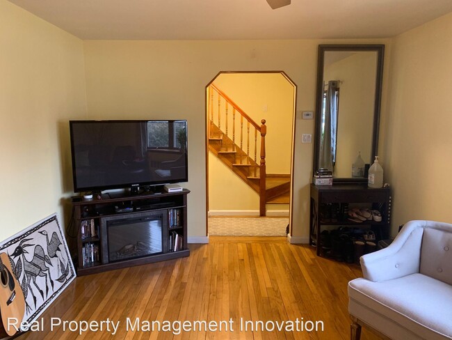 Building Photo - 5 br, 2.5 bath House - 552 7th Ave