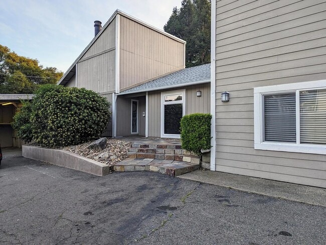 Building Photo - 7460 Douglas Blvd