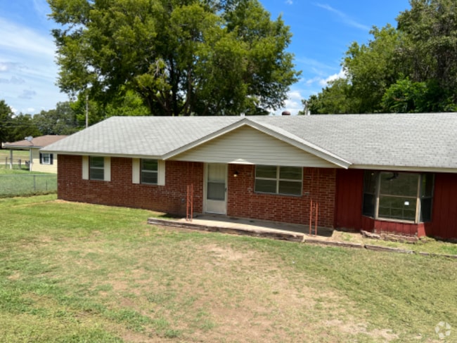 Building Photo - 1203 Reynolds Ave