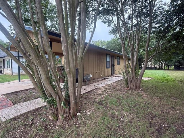 Foto del edificio - 703 San Saba St
