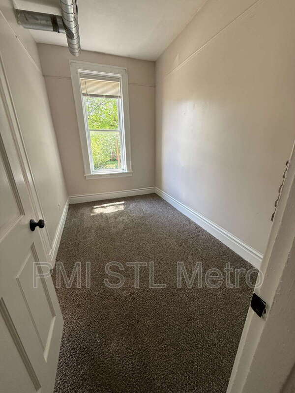 Foto del edificio - 4037-4039-4039 Enright Ave