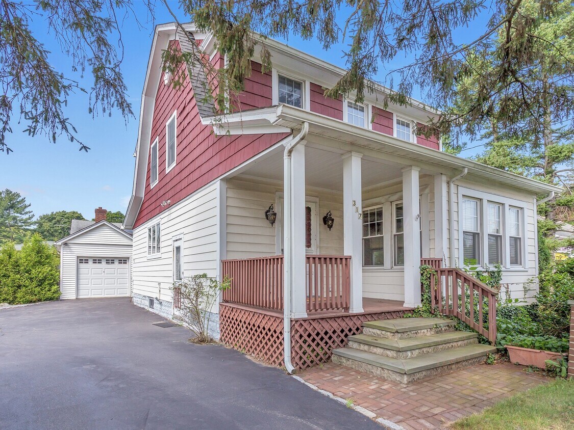 317 Glen Cove Ave, Sea Cliff, NY 11579 House Rental in Sea Cliff, NY