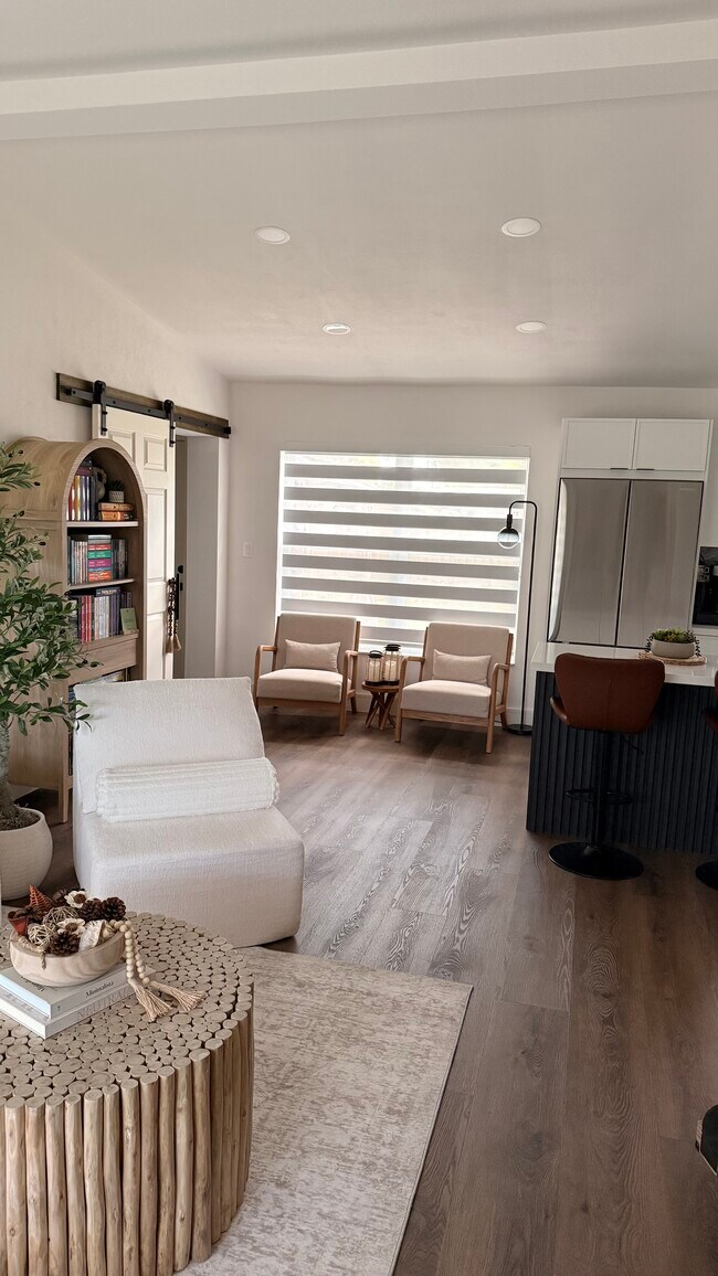 Foto del edificio - 1108 SW 22nd Ter