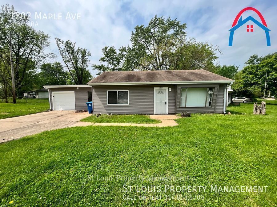 Great Ranch Home in Spanish Lake House for Rent in Spanish Lake, MO