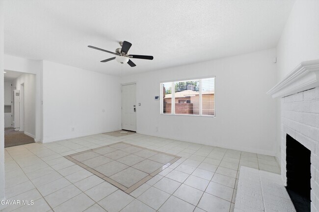 Foto del edificio - 44338 23rd St W