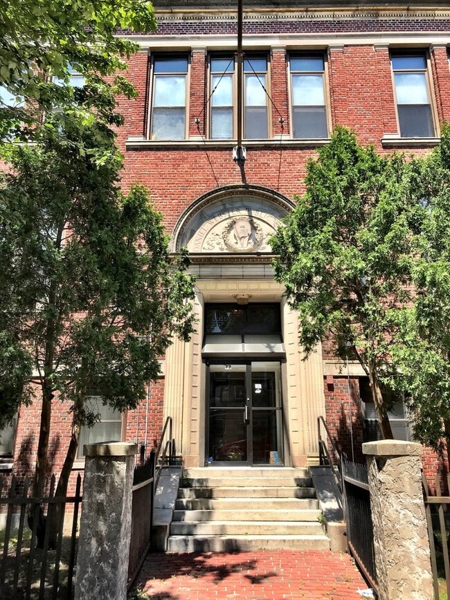 Building Photo - 72 Lubec St