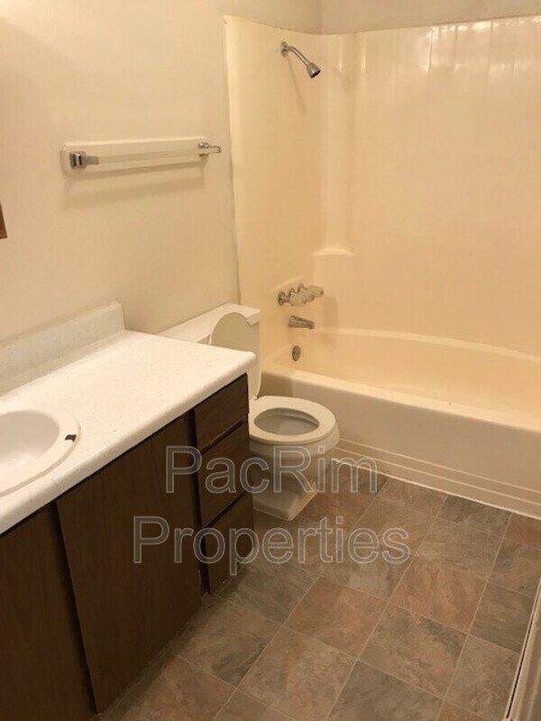 Foto del edificio - 3230 Boniface Pkwy
