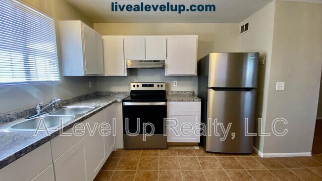 Foto del edificio - 5752 E 28th St