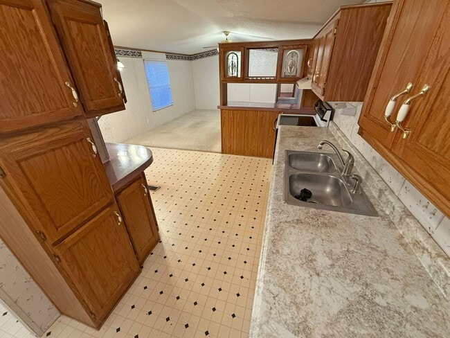 Building Photo - 2900 N Apperson Way