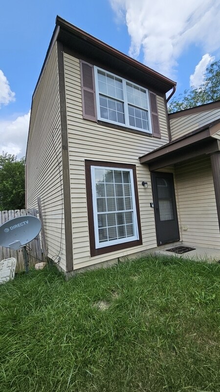 Foto del edificio - 7964-7966-7966 Goldsmith Dr
