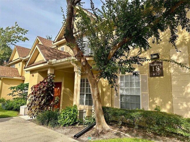 Building Photo - 852 Grand Regency Pointe