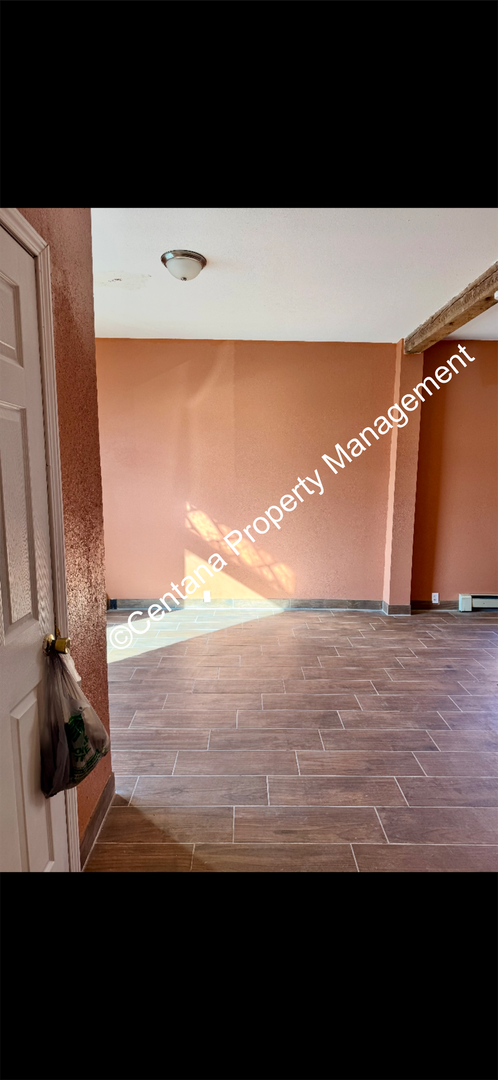 Foto del edificio - 601 W Mercury St