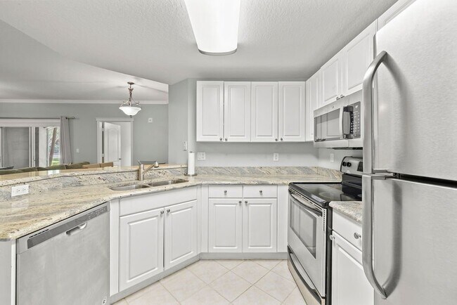 Foto del edificio - 5060 Fairways Cir