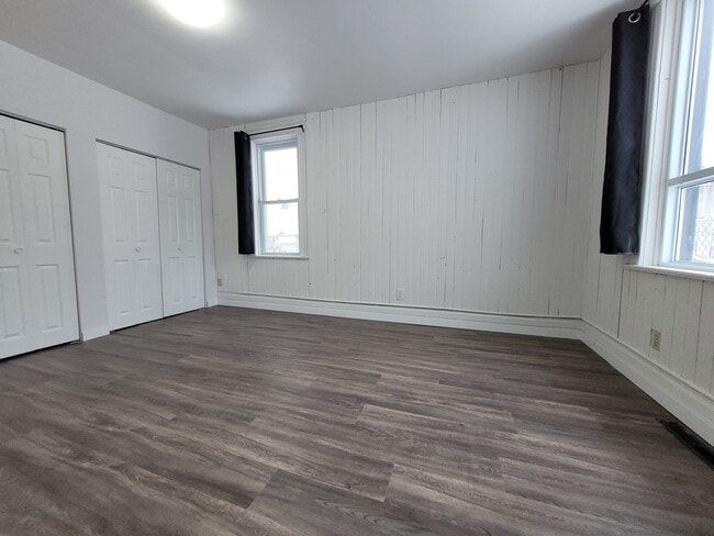 Photo du bâtiment - 343 Dufferin St