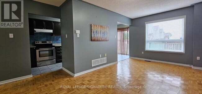 Building Photo - 3085 Wrigglesworth Crescent