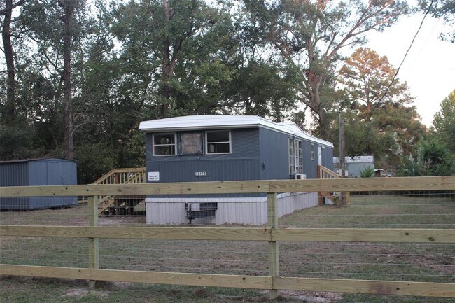 Foto del edificio - 23675 Tejas Dr