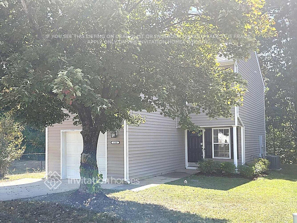 Primary Photo - 1304 Ricochet Dr