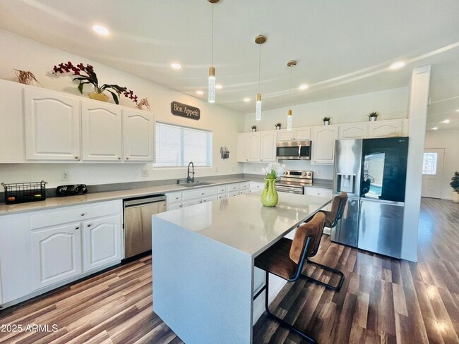 Building Photo - 2310 W Spencer Run