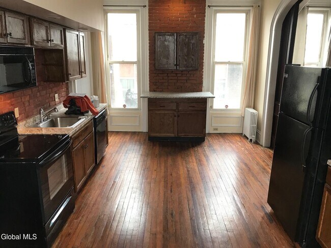 Foto del edificio - 821 23rd St