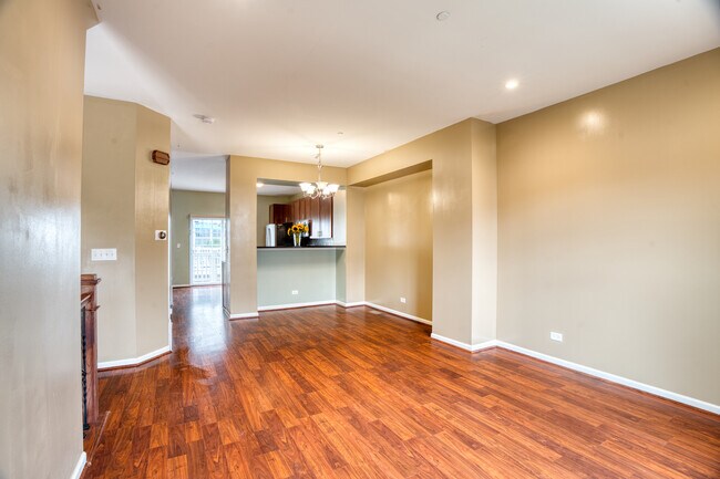 Foto del edificio - 1251 Evergreen Ave