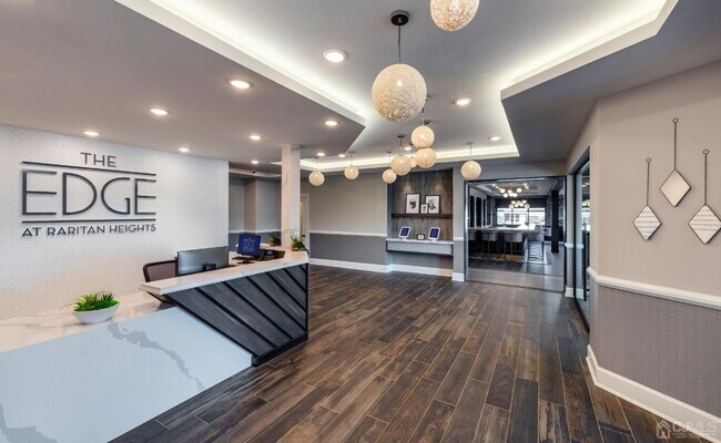 Building Photo - 11 US-1