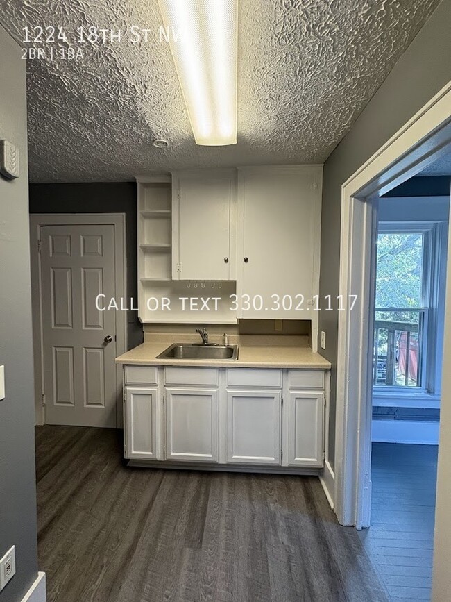 Building Photo - 1224 18th St NW