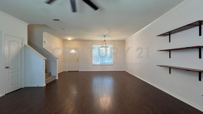 Building Photo - Meticulously Maintained 2-Story 3/2.5/2 in...