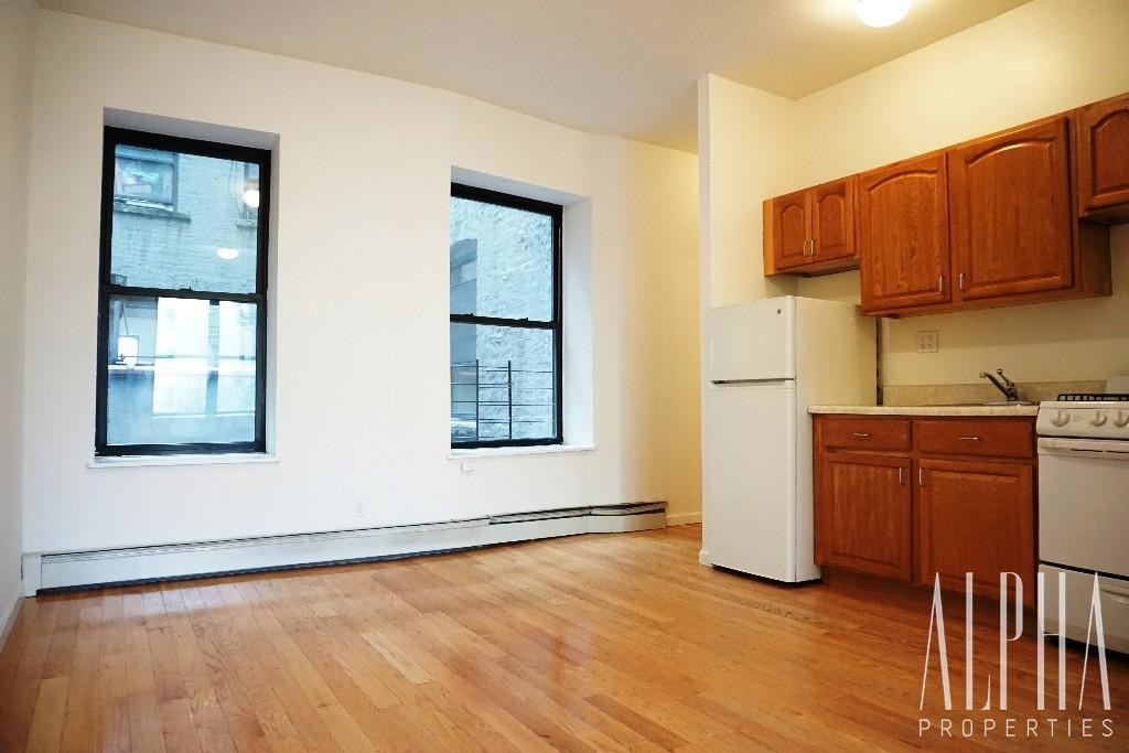 Building Photo - 202 Rivington St