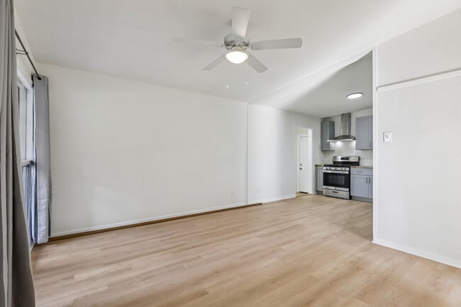 Building Photo - 4307 Skelton Dr