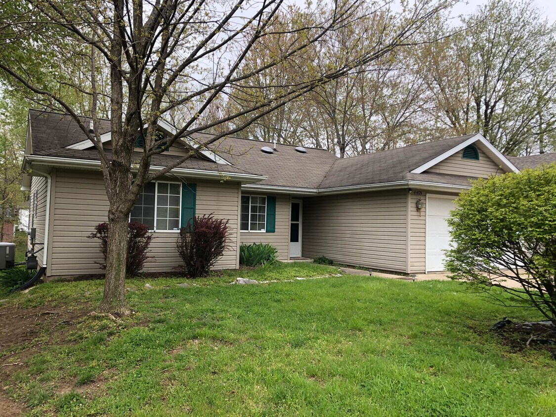 Primary Photo - 4405 Brookview Terrace