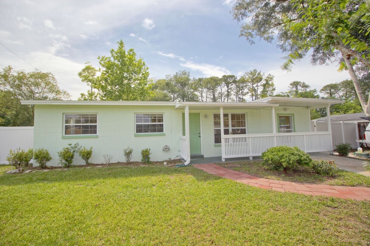 Photo - 323 Elm Drive Casselberry Fl 32707