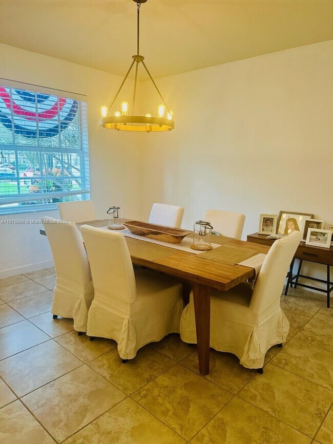Foto del edificio - 9041 SW 227th St