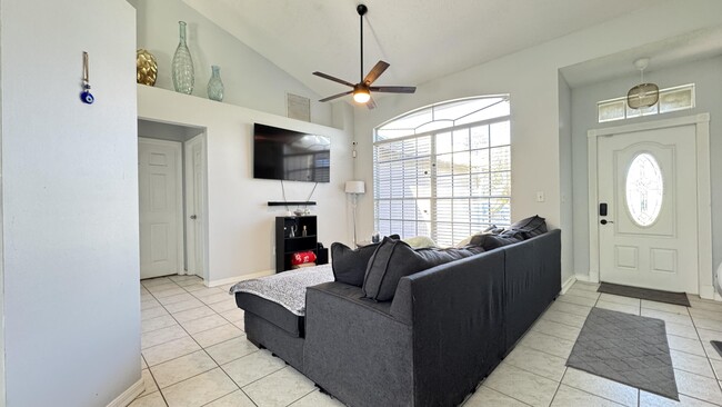 Foto del edificio - 2144 SW Vista Rd