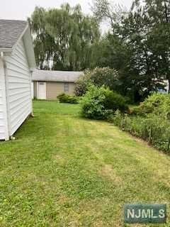 Building Photo - 52 Delafield Ave