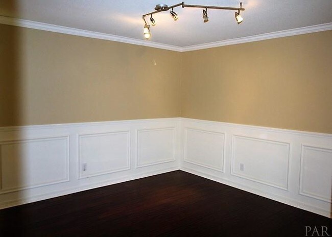 Foto del edificio - 7372 Peterson Ln