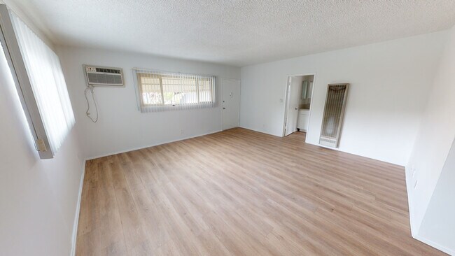 Foto del edificio - 317 Milford St