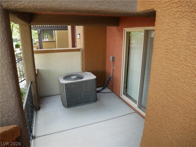 Foto del edificio - 4650 Ranch House Rd