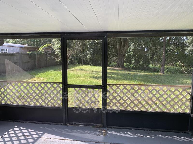 1219 Mohrlake Dr, Brandon, FL 33511 Condo for Rent in Brandon, FL