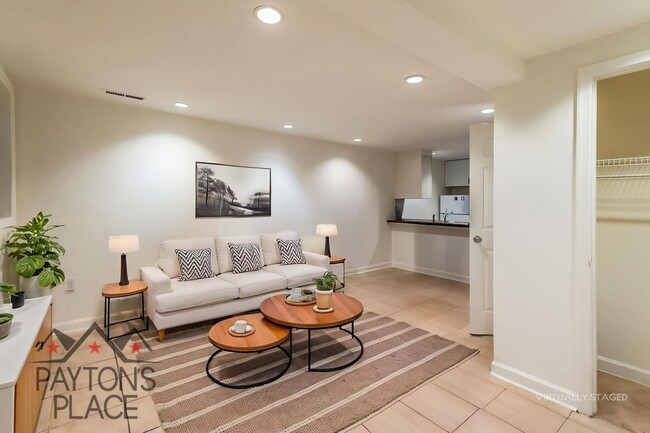 Renovated English Basement in U St area - Renovated English Basement in U St area House