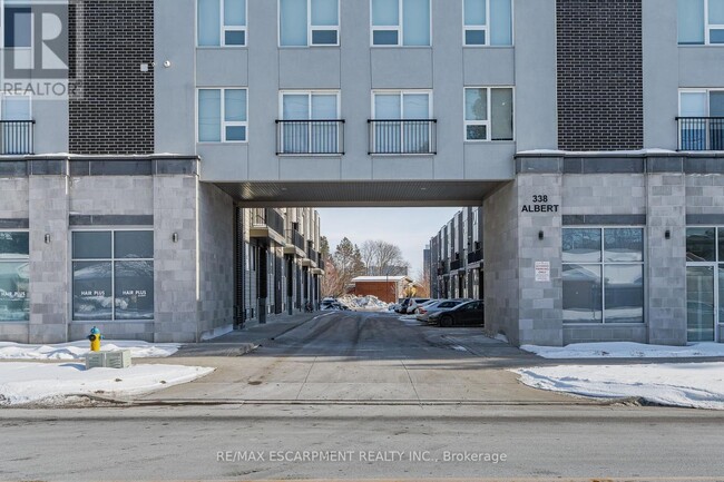 Building Photo - 338-338 Albert St