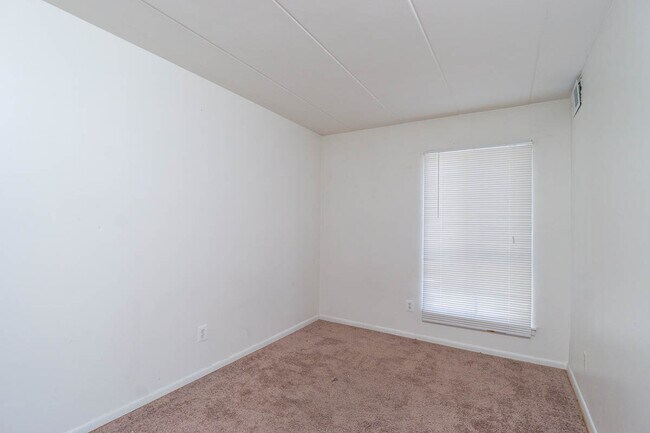 Foto del edificio - 2331 Freetown Ct