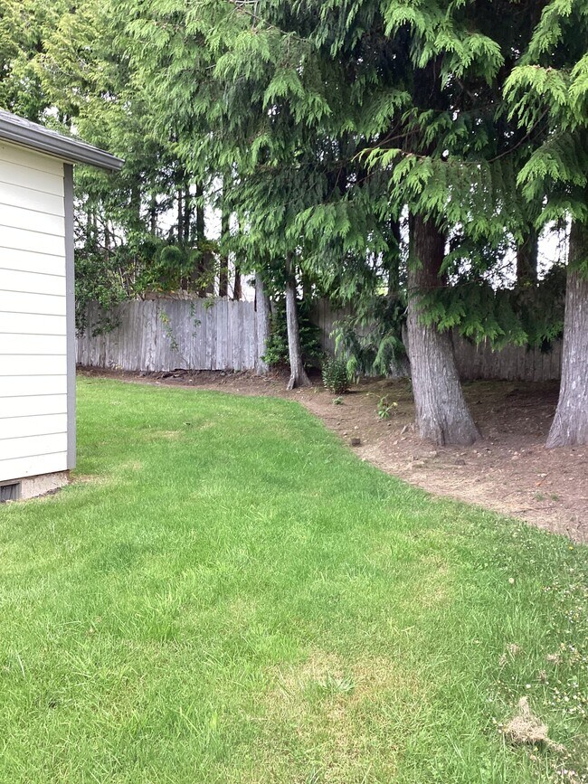 Foto del edificio - 1365 SW Fairway Dr