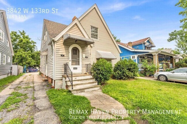 Building Photo - 3842 W 133rd St Up Cleveland, OH  - Spacio...