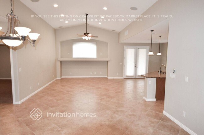 Foto del edificio - 8124 Chimney Bluff St